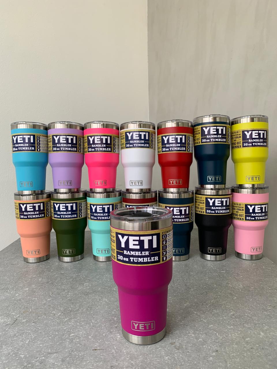 Vaso YETI tumbler de 30 onzas - Morado -7062