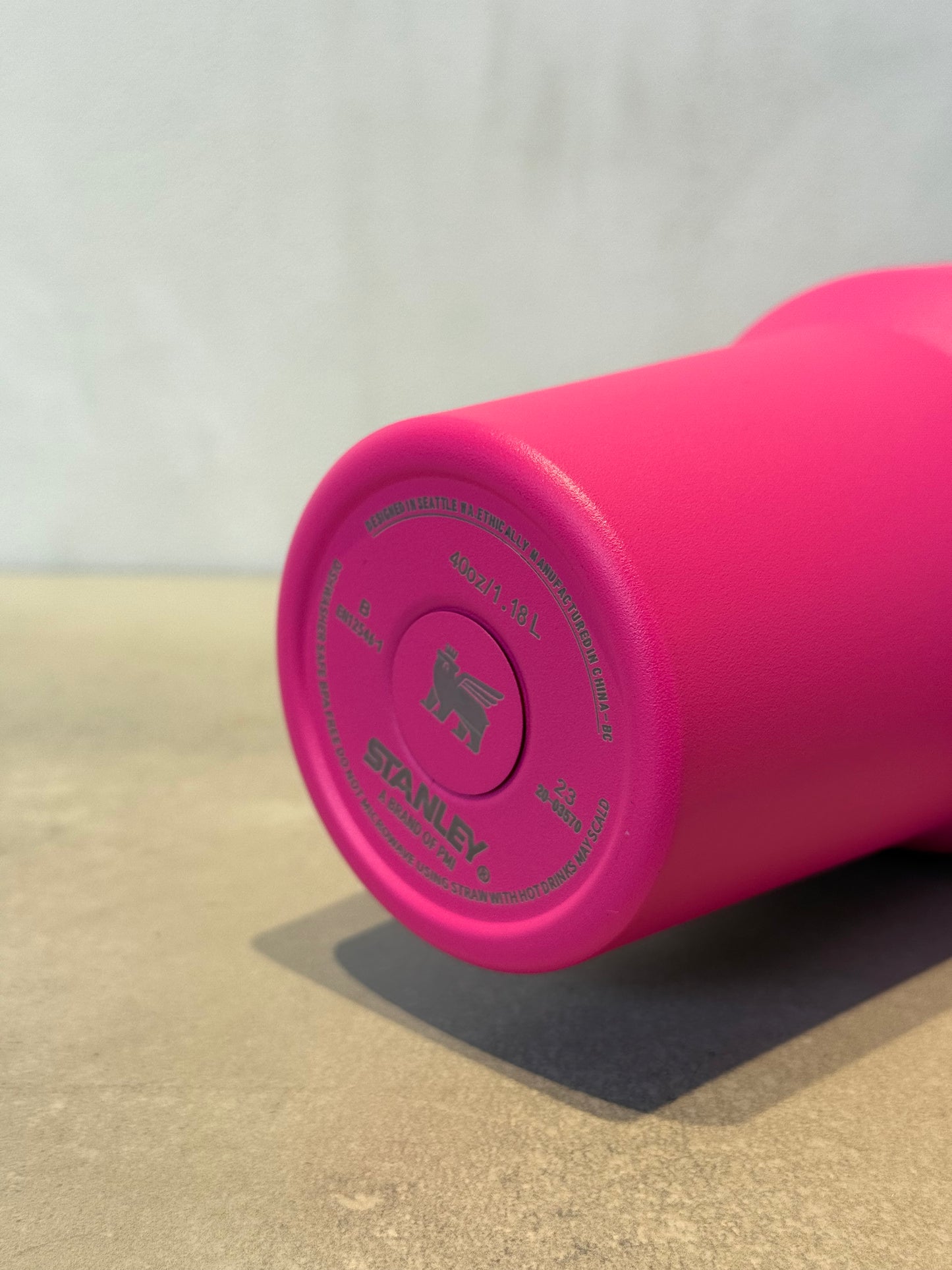 Stanley 40oz Fuxia -7054