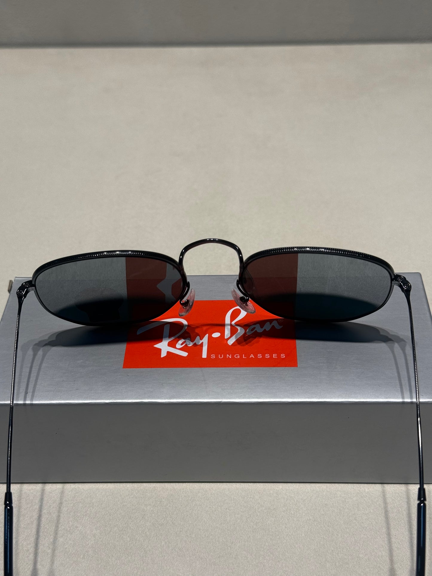 RAYBAN Hexagonal Black Grey -7020