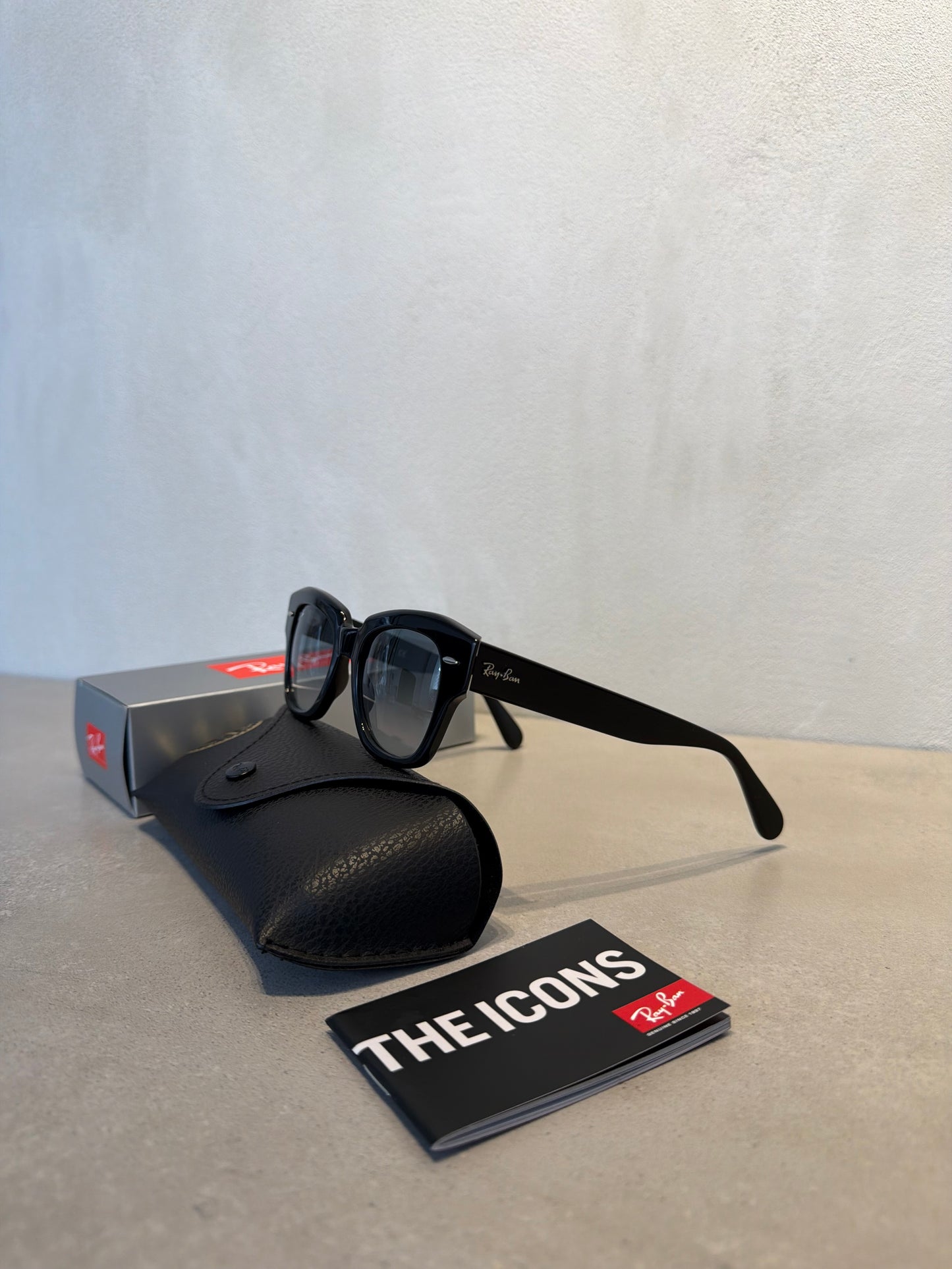 RAYBAN STATE STREET Gradient Blue Polished Black - 7167