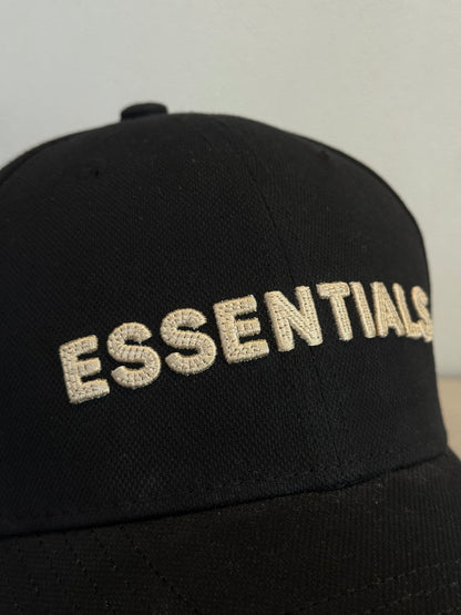 Gorra ESSENTIALS DUPE - Negra - 7125
