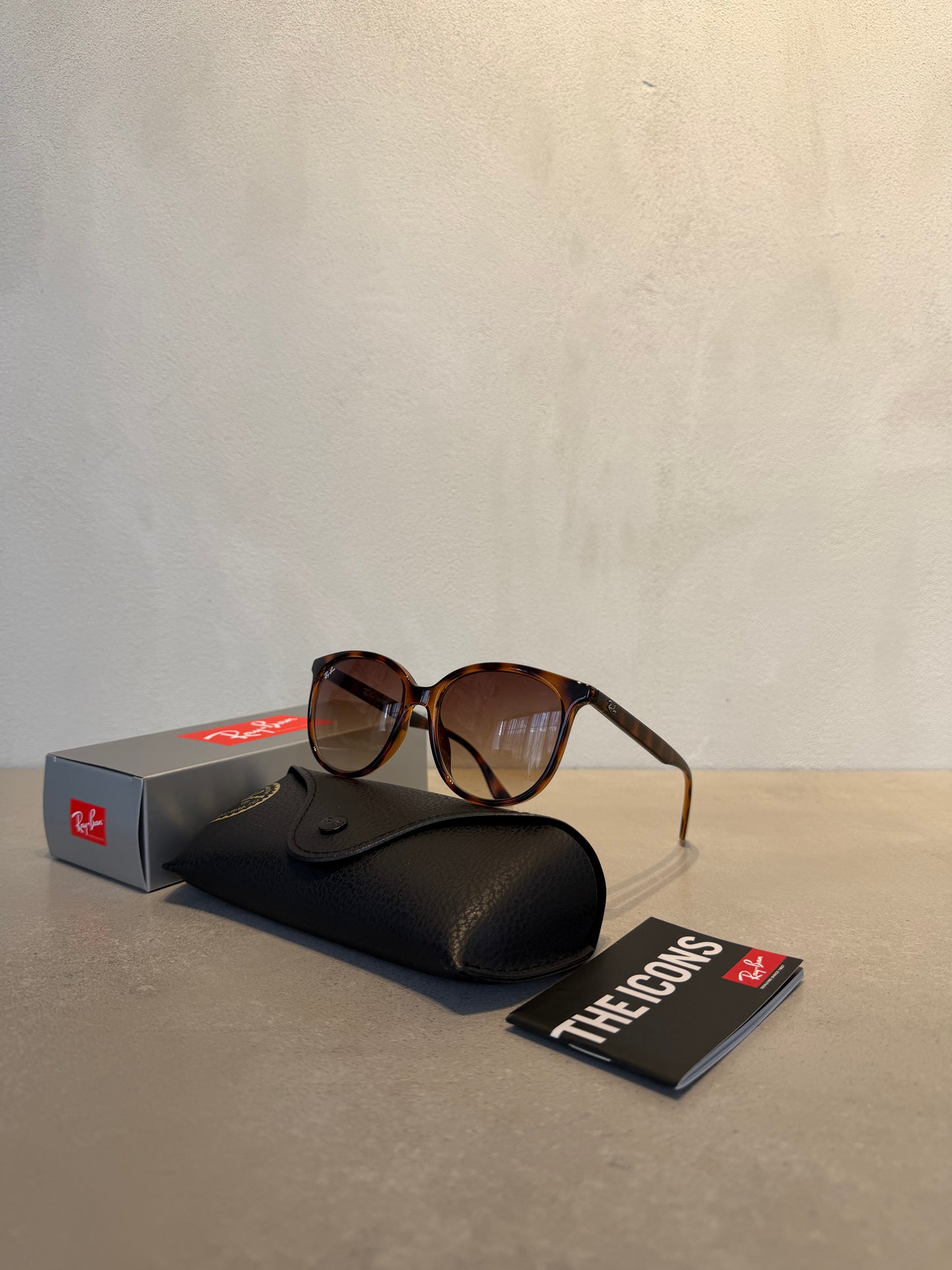 RAYBAN RB4378 Gradient Brown Polished Havana 7162