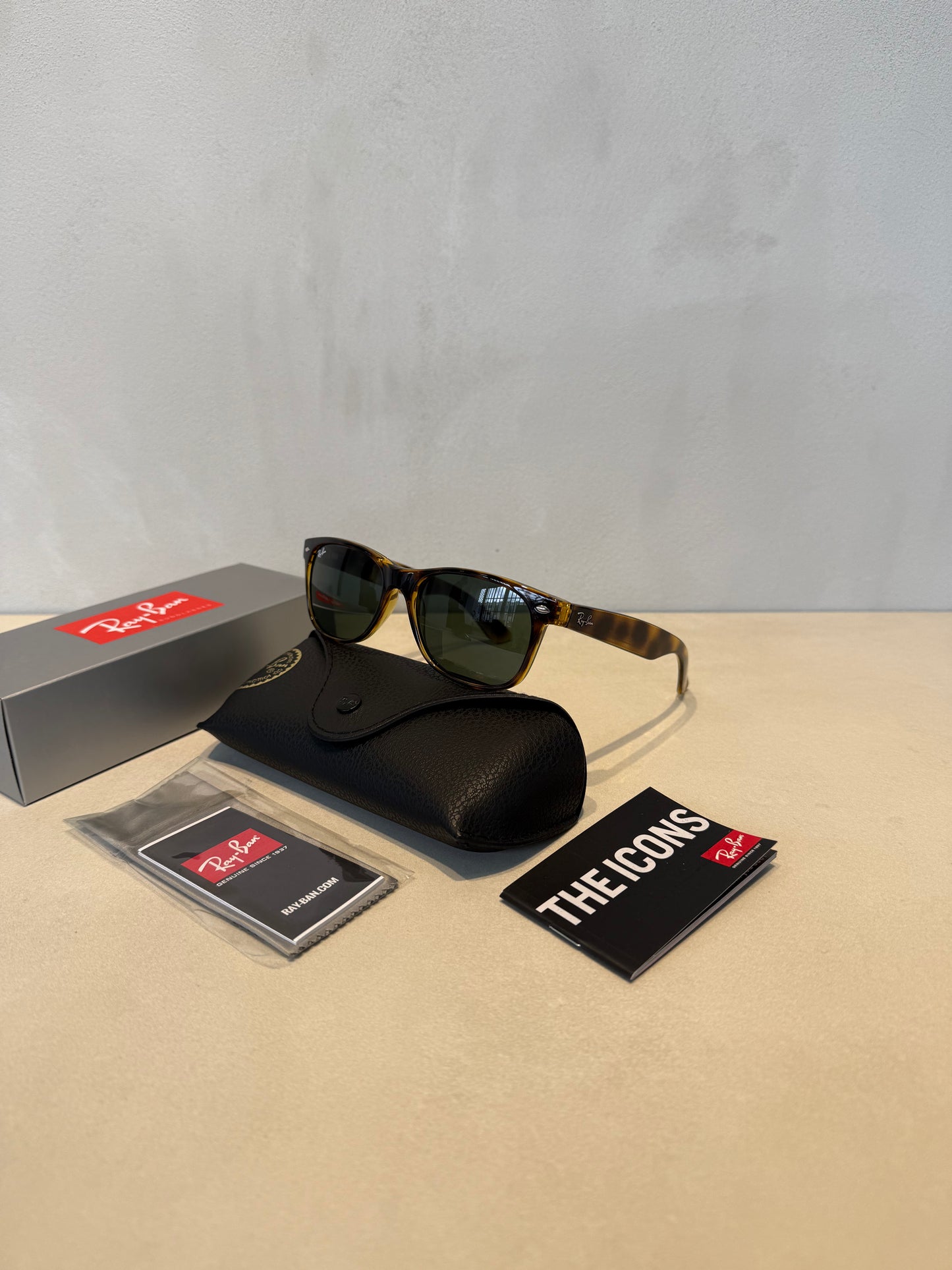 RAYBAN New Wayfarer Tortoise Polarized Green -7027