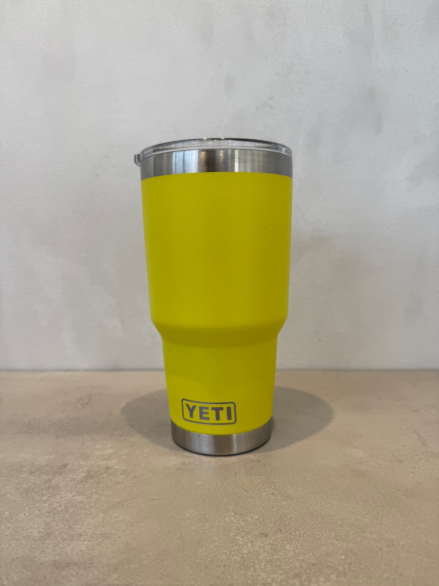 Vaso YETI tumbler de 30 onzas - Amarillo -7056