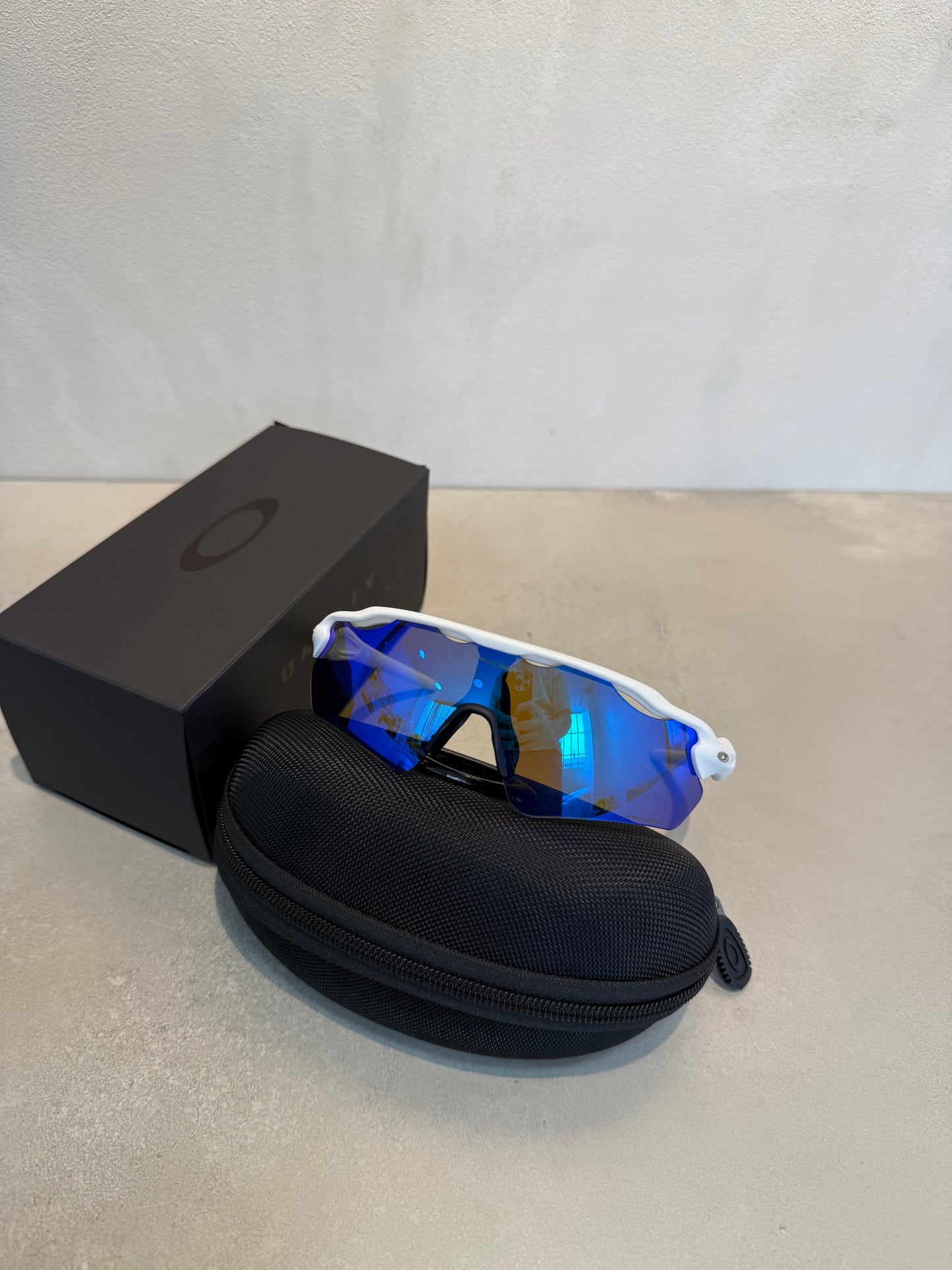 Lentes OAK blanco y azul 7193