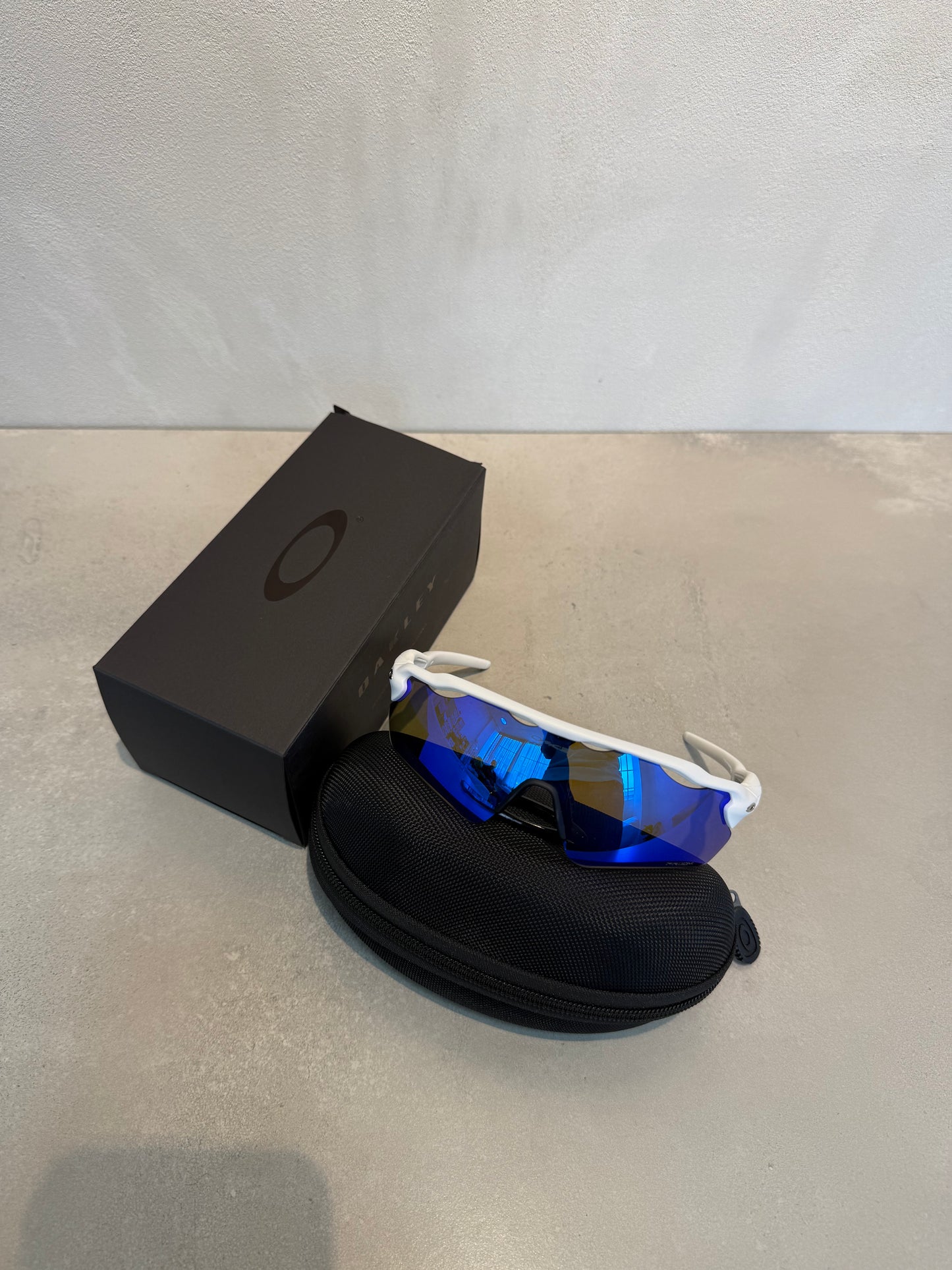 Lentes OAK blanco y azul 7193