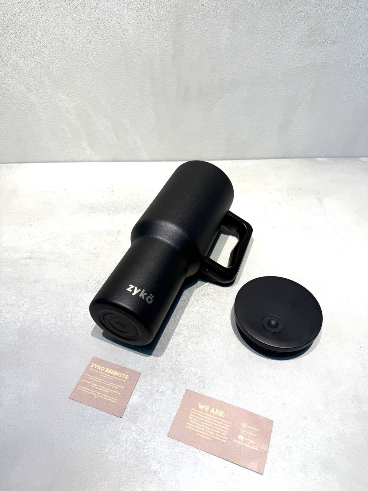 Zyko TÉRMICO 40oz - Negro -7095